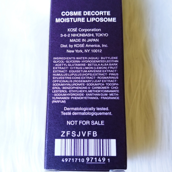 NEW IN BOX Decorte Moisture Liposome Serum .5oz - Picture 6 of 10